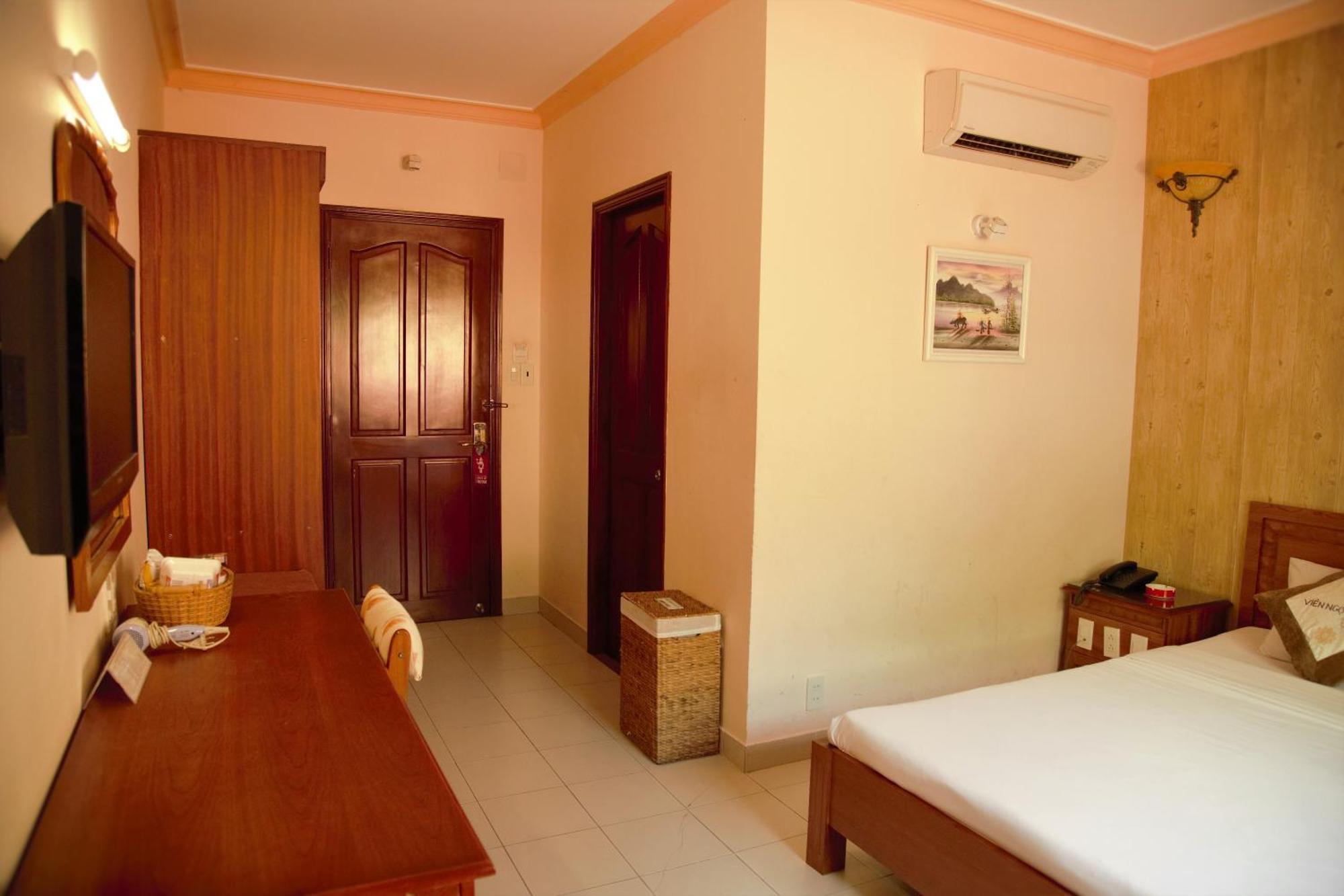 הו צ'י מין סיטי Vien Ngoc Xanh Hotel 1 מראה חיצוני תמונה