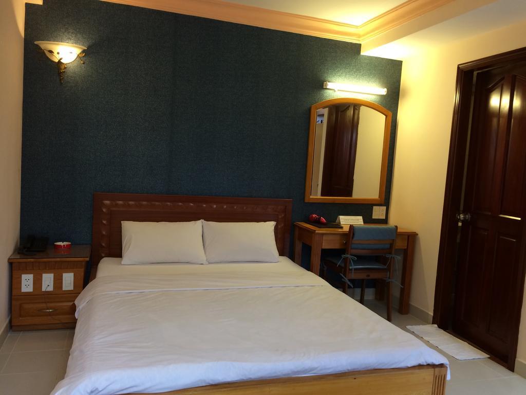 הו צ'י מין סיטי Vien Ngoc Xanh Hotel 1 מראה חיצוני תמונה