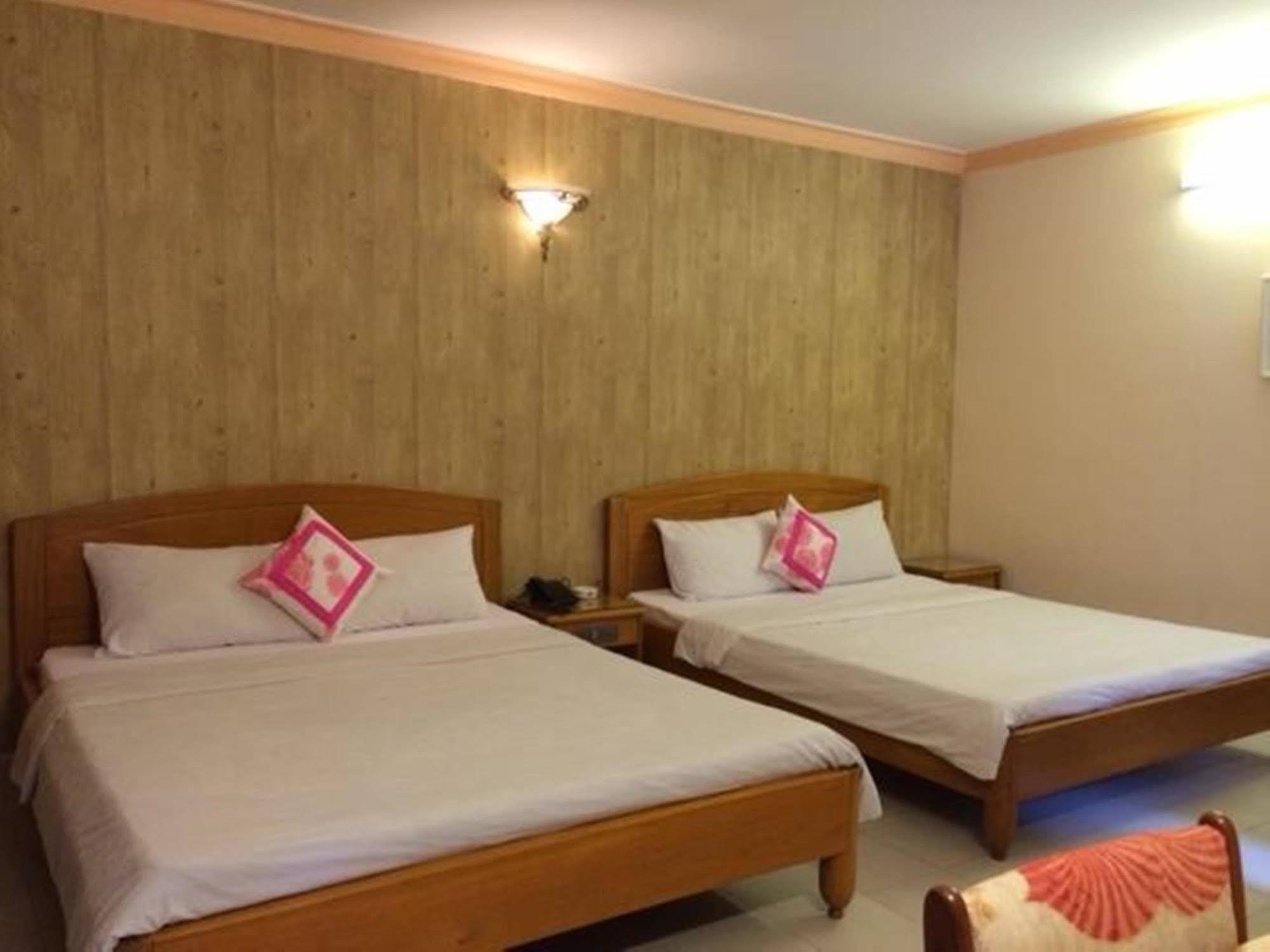 הו צ'י מין סיטי Vien Ngoc Xanh Hotel 1 מראה חיצוני תמונה