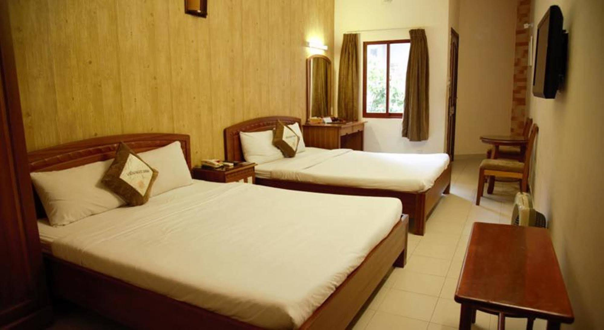 הו צ'י מין סיטי Vien Ngoc Xanh Hotel 1 מראה חיצוני תמונה